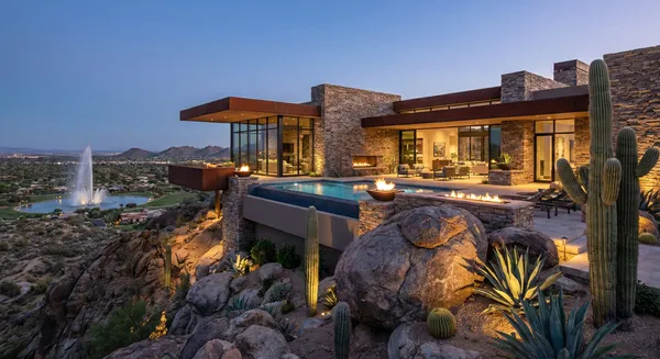 Luxury homes in Fountain Hills